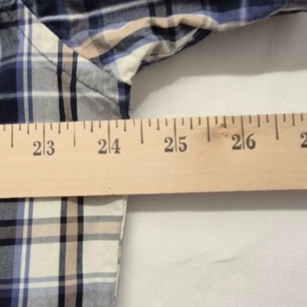 Levi Strauss men's‎ blue plaid Button up shirt XL short sleeve pocket Cotton